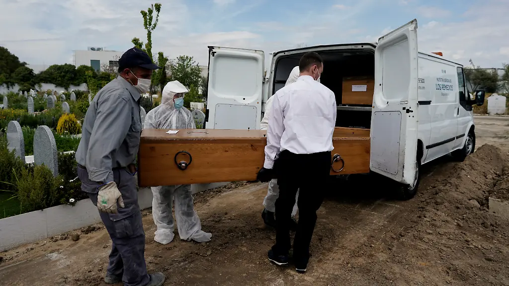 2020-10-14T090036Z-795364611-RC29IJ9TJXPP-RTRMADP-3-HEALTH-CORONAVIRUS-DEATHS-EXCESS