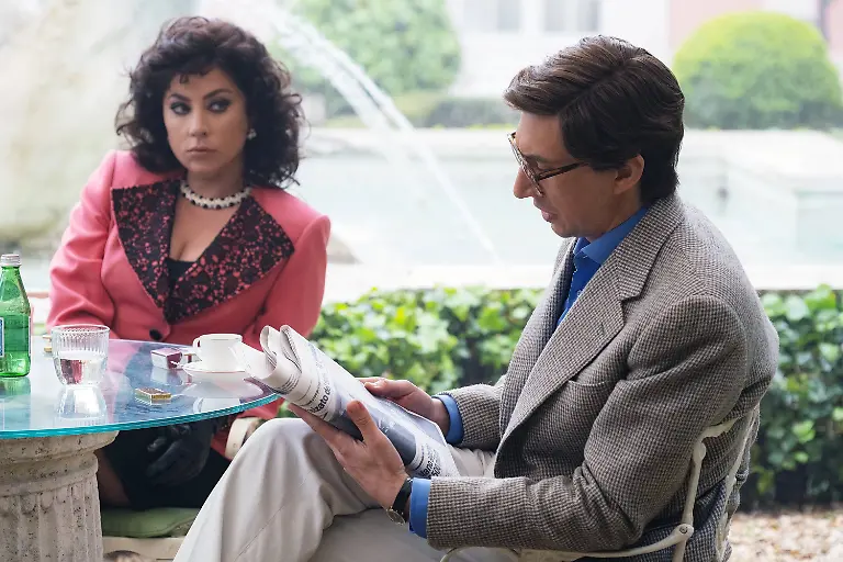 HOUSE-OF-GUCCI-from-left-Lady-Gaga-as-Patrizia-Reggiani-Adam-Driver-as-Maurizio-Gucci-2021