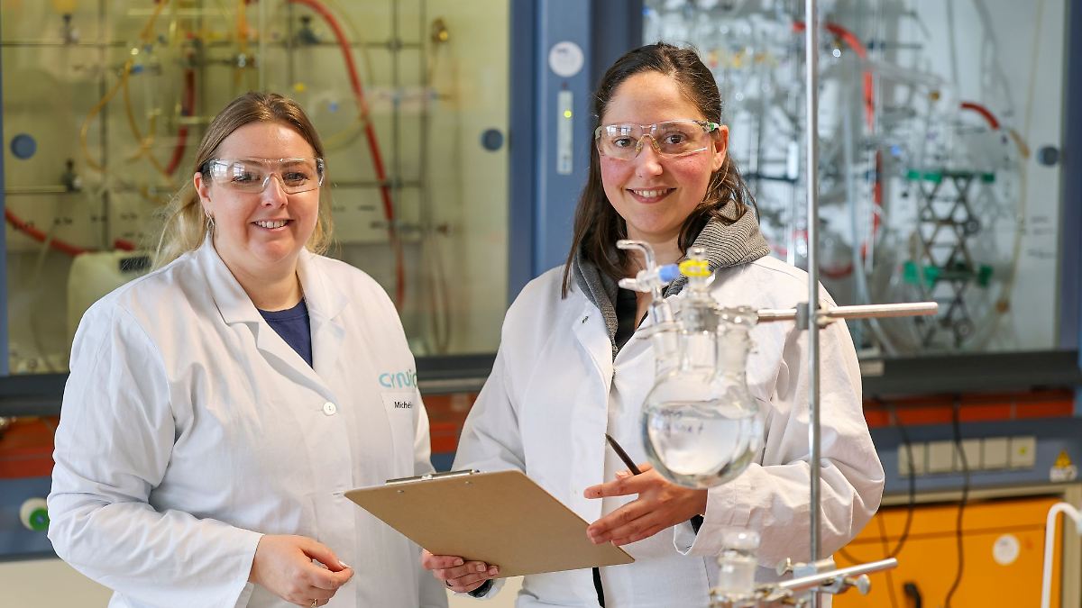 Chemie-Start-up und Mittelständler erhalten Wirtschaftspreis