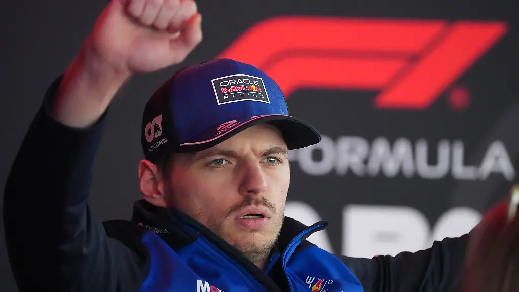 Max-Verstappen-hegt-einen-Groll-auf-einen-Reporter