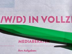 In Einer Stellenausschreibung Einer Zeitung Wird Das Geschlecht Mit M W D Maennlich Weiblich Divers Angegeben