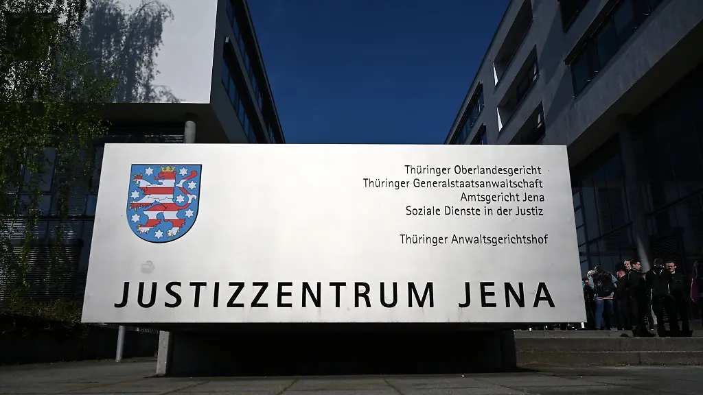 Nach-vielen-Verhandlungstagen-soll-nun-am-1-April-ein-Urteil-im-zweiten-Prozess-am-Oberlandesgericht-in-Jena-um-die-rechtsextremistische-Kampfsportgruppe-Knockout-51-fallen