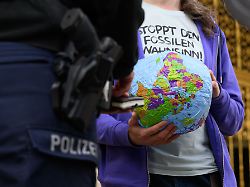 Sachsen: Protest gegen Aufweichung von Klimaschutzzielen in Dresden