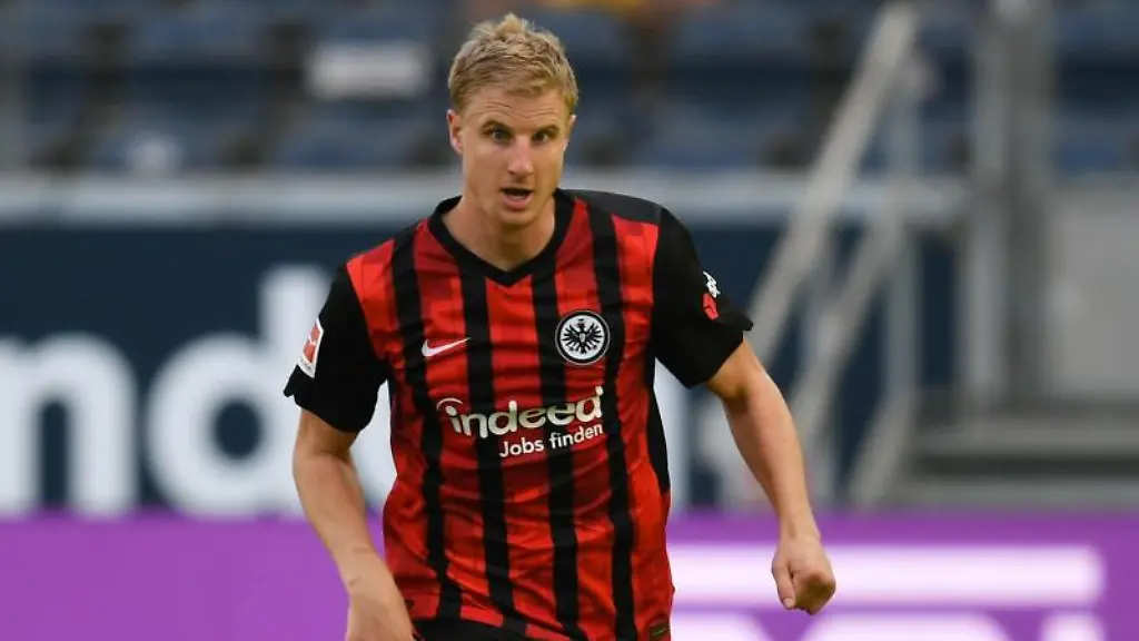 Frankfurts-Martin-Hinteregger-in-Aktion