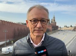 Rainer Munz: Kreml dementiert, dass Putin nach Geld gefragt haben soll Rainer Munz: Kreml dementiert, dass Putin nach Geld gefragt haben soll