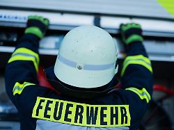 Nordrhein-Westfalen: Trockner in Seniorenwohnung in Brand - Bewohner gerettet