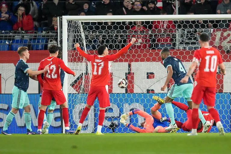 Fussball-Freundschaftsspiel-20260327-Schweiz-Deutschland-Im-Bild-Tor-2-1-v-l-Torwart-Oliver-BAUMANN-Deutschland-1-Jonathan-TAH-Deutschland-4-Torschuetze-Breel-Donald-EMBOLO-Schweiz-7-Basel-St