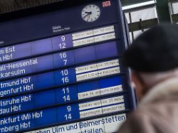 Kritik am vorigen Vorstand: Schnieder: Zustand der Bahn fast schon 