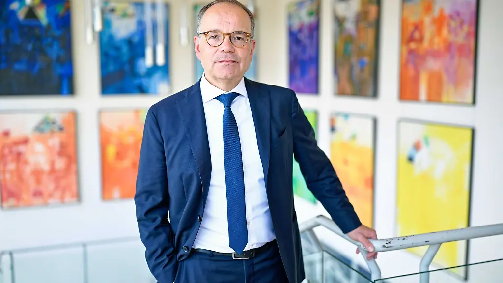 Gassmann-gilt-als-hervorragend-vernetzt-erfahren-und-innovativ