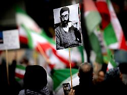 Vier Wochen Krieg in Nahost: „Mein Leben ist wie der leere Teebecher hier“