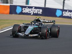 Teenager Antonelli rast auf Pole: 