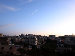 Erste Attacke seit Kriegsbeginn: Huthi-Miliz greift mit Raketenangriff in Iran-Krieg ein