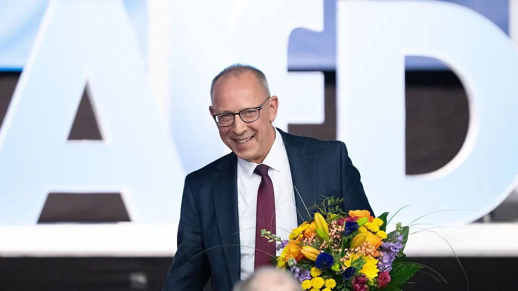 Joerg-Urban-bleibt-fuer-weitere-zwei-Jahren-Vorsitzender-der-saechsischen-AfD
