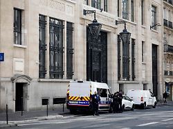 Selbstgebauter Sprengsatz: Polizei vereitelt Anschlag auf US-Großbank in Paris