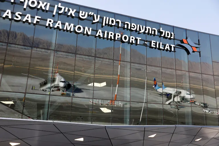 2019-01-21T000000Z-71057592-RC1D4D6E9300-RTRMADP-3-ISRAEL-AIRPORT-EILAT