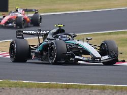 Bearman crasht heftig: Mercedes-Supertalent Antonelli schreibt Formel-1-Geschichte
