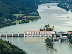 Bayern: Ölwehrübung auf der Donau endet mit schwerem Unfall