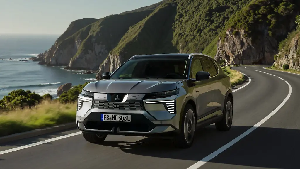 Mitsubishi_Eclipse_Cross_1