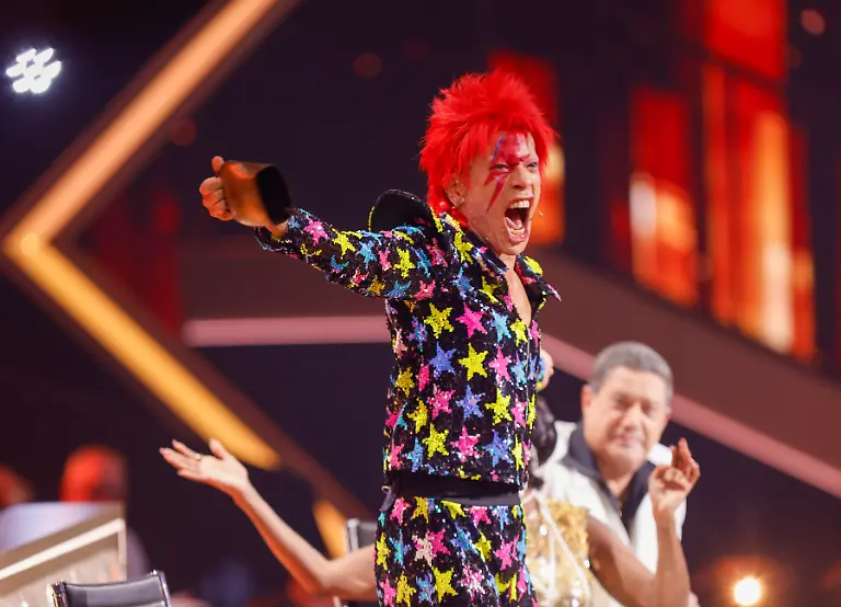 Jorge-Gonzalez-Jurymitglied-steht-in-der-RTL-Tanzshow-Let-s-Dance-im-Coloneum