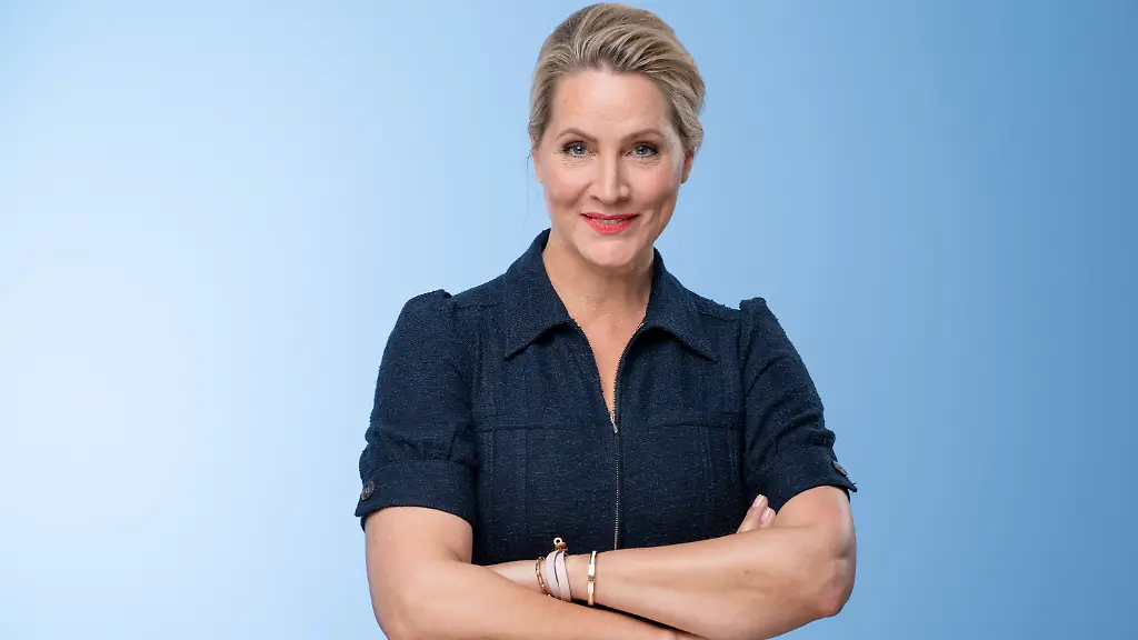 EXCLUSIVE-Die-Moderatorin-Judith-Rakers-aufgenommen-am-Rande-der-MDR-Talkshow-Riverboat-am-13-03-2026-in-Leipzig