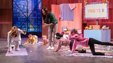 Löwin Dagmar Wöhrl steigt beim Kinder-Yoga von Yogotier-Gründerin Fei Schäfer mit ein - Quelle RTL Bernd-Michael Maurer