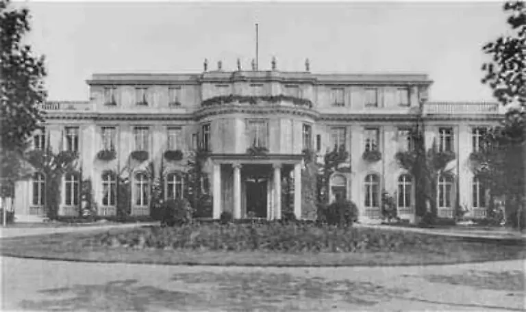 Die-Wannsee-Konferenz-fand-1942-statt-Hier-wurde-die-Endloesung-der-Judenfrage-diskutiert