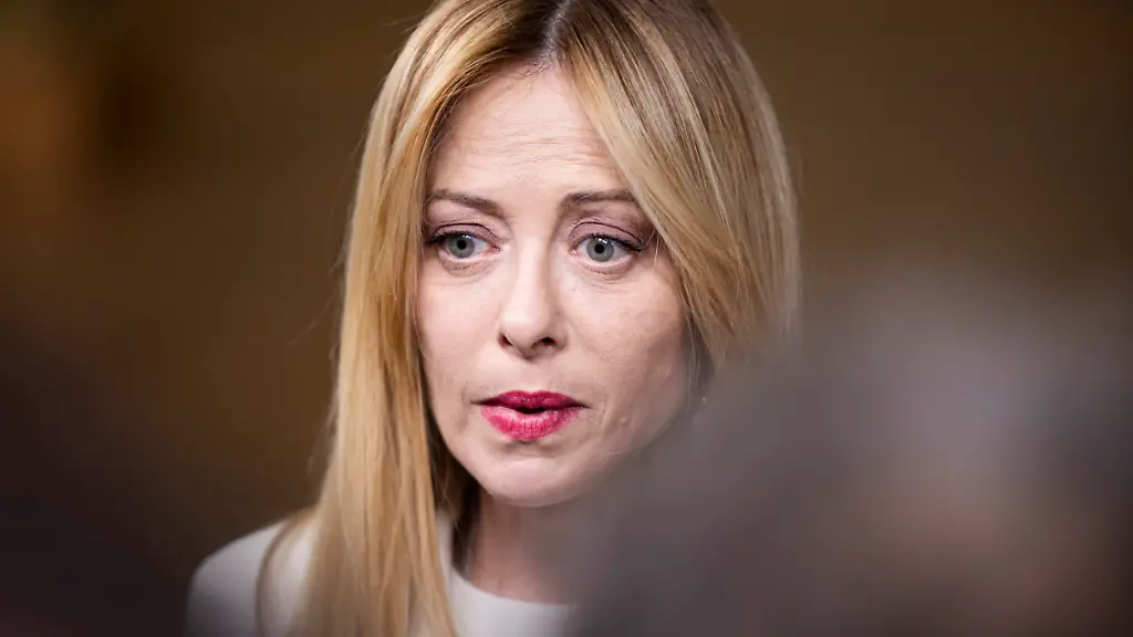 Prime-Minister-of-Italy-Giorgia-Meloni-holds-a-doorstep-media-briefing-press-conference-after-the-end-of-the-European-Council-Summit-the-EU-leaders-and-head-of-states-meeting-The-main-topics-of-the-agenda-were-the-military-escalation-in-the-Middle-East-and-Gulf-Region-situation-in-Iran-energy-prices-and-security-EU-s-strategic-competitiveness-Ukraine-multinational-financial-framework-security-defence-migration-and-other-topics