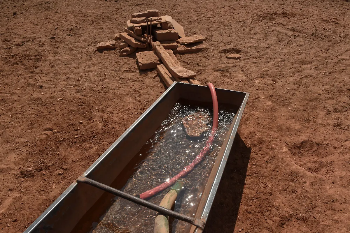 2020-10-05T130117Z-31426328-RC2DCJ970I3E-RTRMADP-3-CLIMATE-CHANGE-USA-NAVAJO