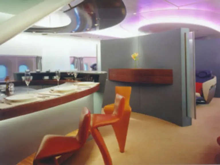 Cocktail-Bars-Billardraeumen