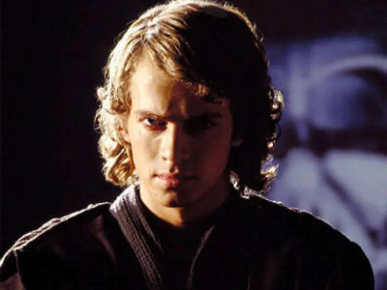 1975-Der-zweite-Entwurf-des-Star-Wars-Drehbuchs-ist-fertiggestellt-Er-traegt-noch-den-Namen-The-Adventure-of-the-Star-Killer-Im-Juni-engagiert-Lucas-John-Dykstra-fuer-die-Star-Wars-Special-Effects-kurze-Zeit-spaeter-wird-die-Firma-Industrial-Light-Magic-ILM-gegruendet