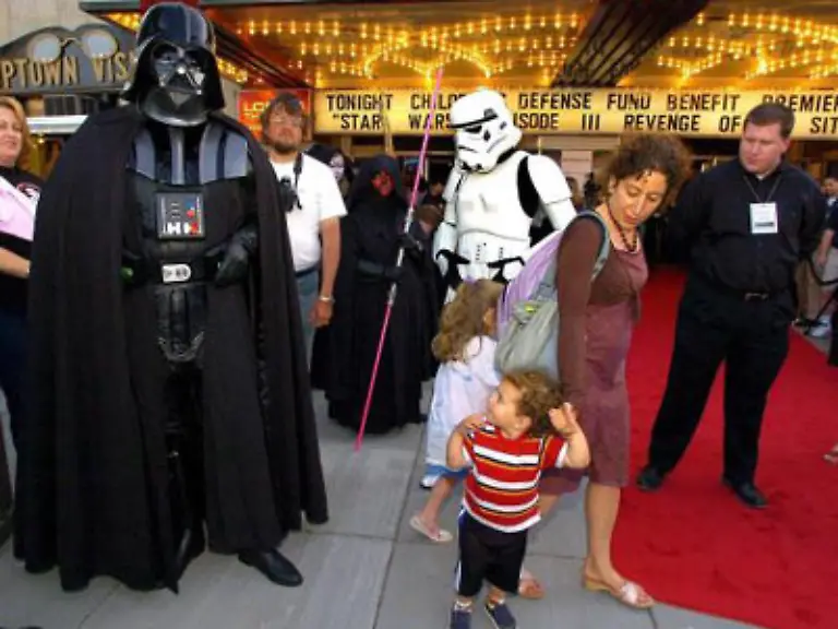 20-4-1984-Die-Rueckkehr-der-Jedi-Ritter-nominiert-fuer-vier-Oscars-gewinnt-im-April-einen-fuer-die-besten-Visual-Effects