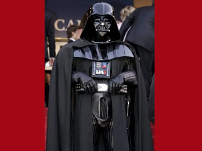 2001-Heinz-Petruo-die-deutsche-Synchronstimme-von-Darth-Vader-stirbt-im-Alter-von-83-Jahren-in-Coburg