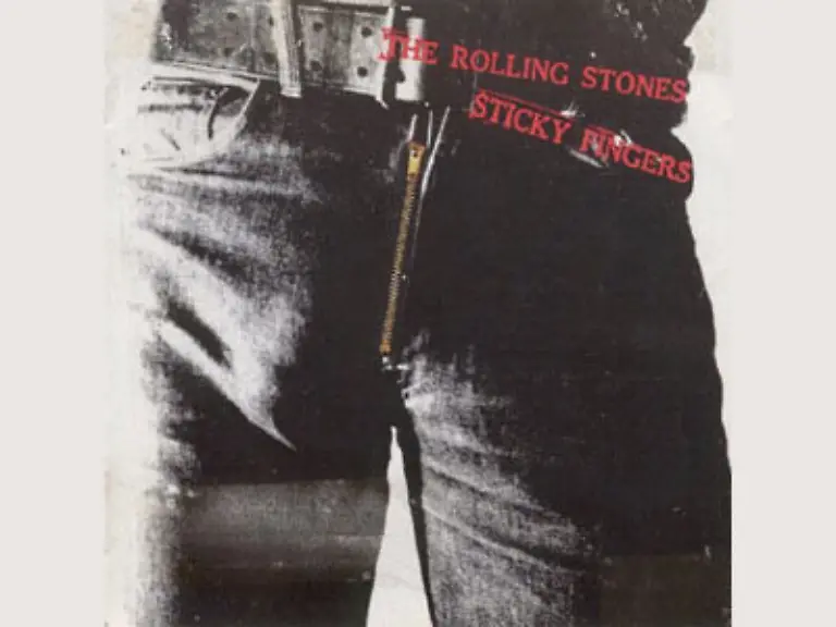 Stoff-fuer-Schlagzeilen-lieferte-1971-das-von-Andy-Warhol-gestaltete-Cover-von-Sticky-Fingers