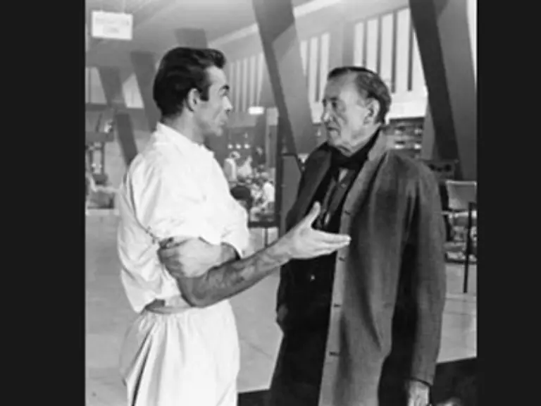 Und-auch-seine-Rolle-als-Bond-erhielt-er-nicht-ganz-kampflos-Waere-es-nach-Regisseur-Ian-Fleming-gegangen
