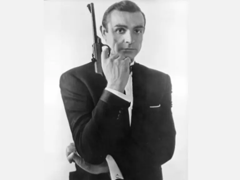 Ian-Fleming-schwebten-eher-so-kultivierte-Stars-wie-Cary-Grant-oder-David-Niven-vor