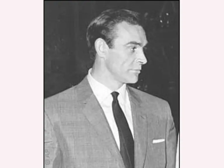 Neben-Frauen-Martini-und-Golf-hat-er-aber-auch-noch-eine-weitere-grosse-Leidenschaft-Politisches-Engagement