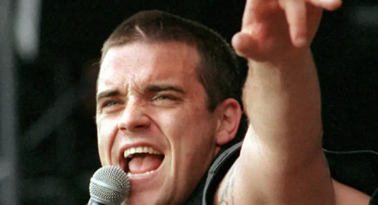 Oh-doch-Robbie-und-ob-uns-das-was-angeht-Immerhin-verfolgen-wir-deine-Karriere-seit-Take-That-Zeiten