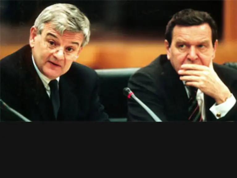 bekleidet-ein-untergeordnetes-Amt