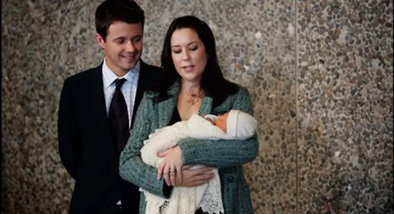 und-Prinz-Frederik-will-sich-hoechstselbst-an-der-Erziehung-beteiligen-Er-will-dem-Kleinen-eine-liebevollere-Kindheit-bieten