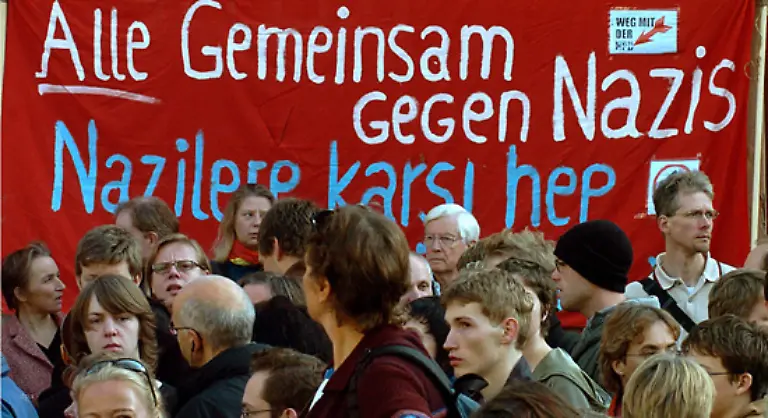 Rund-60-Organisationen-Vereine-und-Kirchen-hatten-zu-einer-friedlichen-Gegendemonstration-aufgerufen