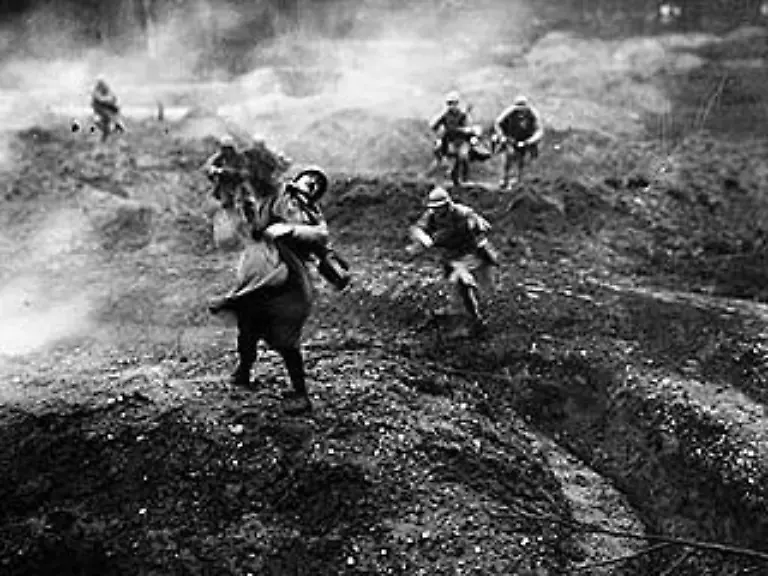 Allein-bei-Verdun-sterben-insgesamt-rund-700-000-Soldaten