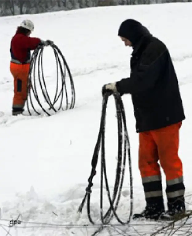 Tausende-mussten-stundenlang-auf-die-Zuege-warten