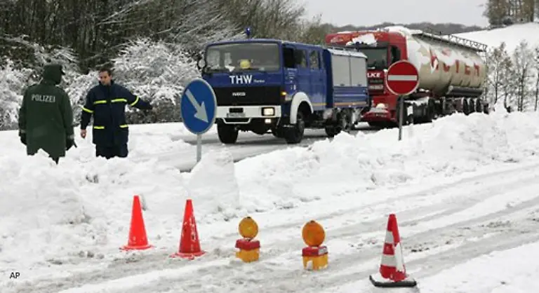 waren-fuer-eine-Schneefahrt-nicht-ordentlich-ausgeruestet
