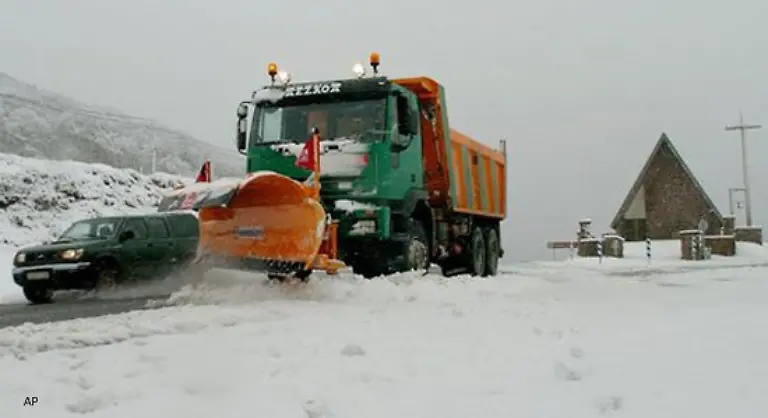 oder-im-Norden-Spaniens-Ueberall-schneite-es-zum-Teil-heftig