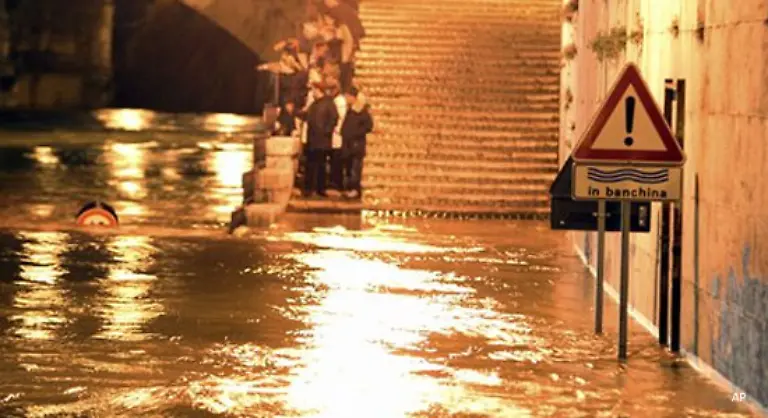 In-Italien-kam-es-zu-Hochwasser-und-Ueberschwemmungen