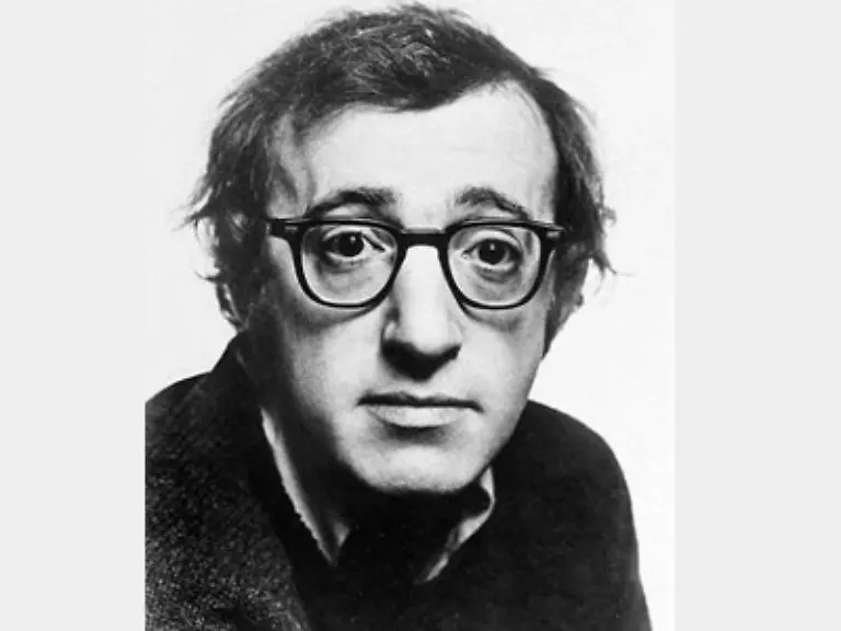 Seine-Markenzeichen-Die-Brille