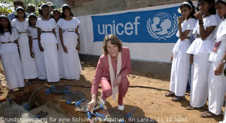 Christina-Rau-die-Fluthilfe-Sonderbeauftragte-der-Bundesregierung-sagt-die-Hilfe-sei-rund-einer-halben-Million-Menschen-zu-Gute-gekommen