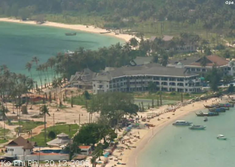 Schneller-ist-der-Wiederaufbau-in-den-klassischen-Touristengegenden-Auf-Ko-Phi-Phi-in-Thailand-gibt-es-zwar-noch-Baustellen-doch-muss-man-ziemlich-genau-hinschauen-um-sie-zu-entdecken
