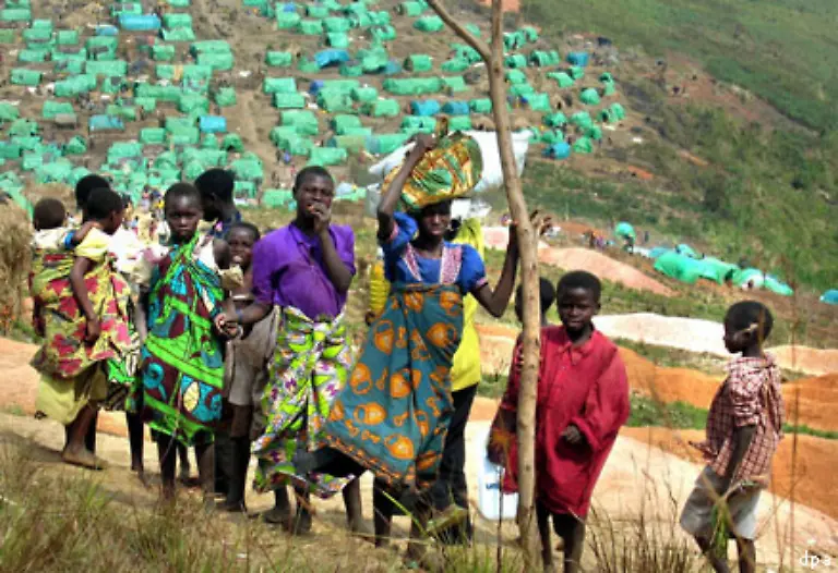 133-dass-die-Menschen-die-Gebuehren-fuer-die-Behandlung-nicht-bezahlen-koennen-heisst-es-im-Bericht-der-Aerzte-ohne-Grenzen-Die-Organisation-fuehrt-in-Kongo-ihren-derzeit-groessten-Nothilfeeinsatz-durch
