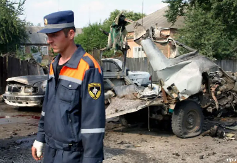 133-doch-Saeuberungsaktionen-zur-Aushebung-mutmasslicher-Rebellen-das-Verschwinden-von-Menschen-und-die-Gewalt-durch-lokale-Milizen-sind-weiter-an-der-Tagesordnung